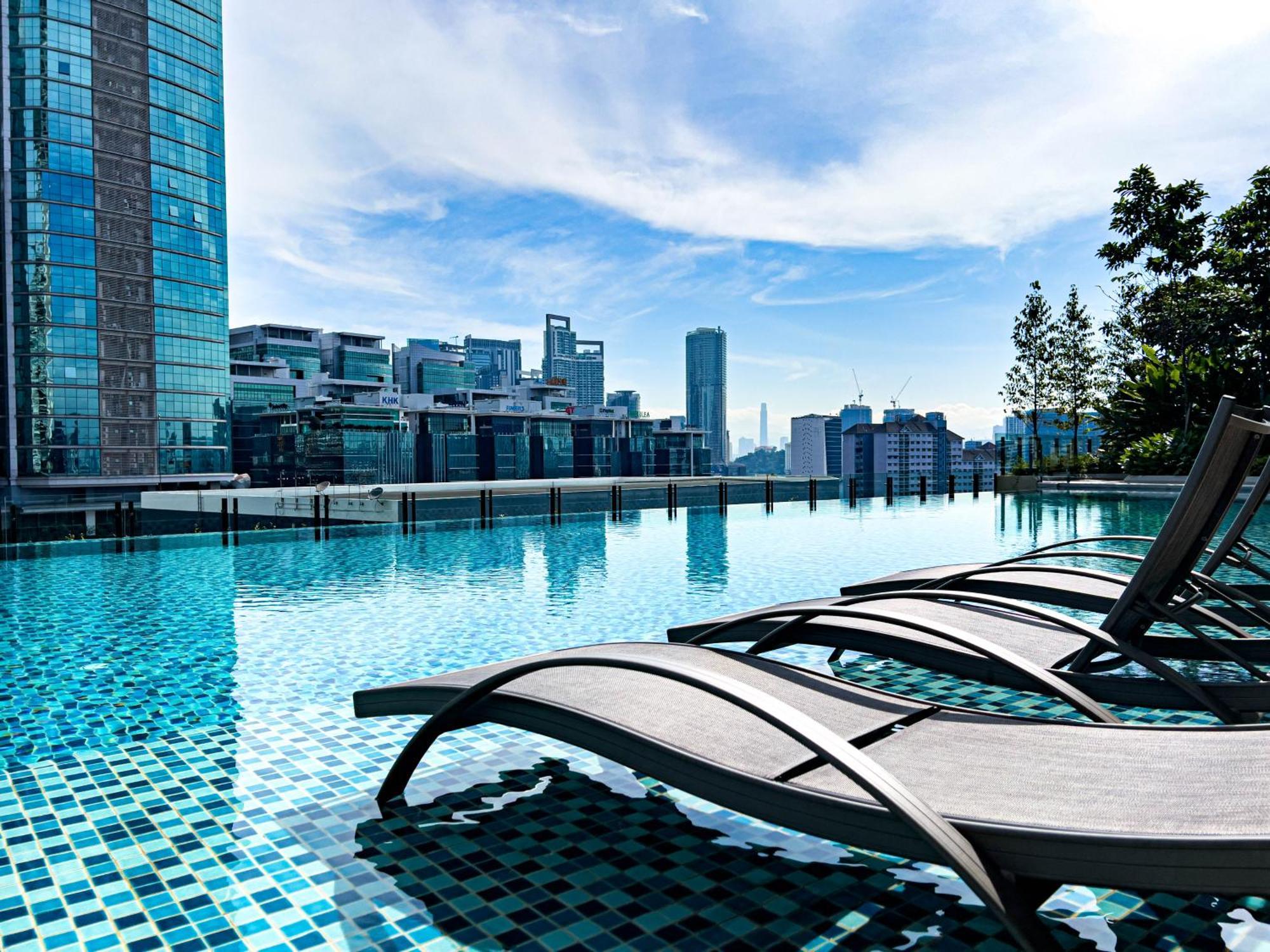 Premier Kl - Bangsar South - King Bed - Work Space - Near Lrt, Ve, Conexxion * Kuala Lumpur