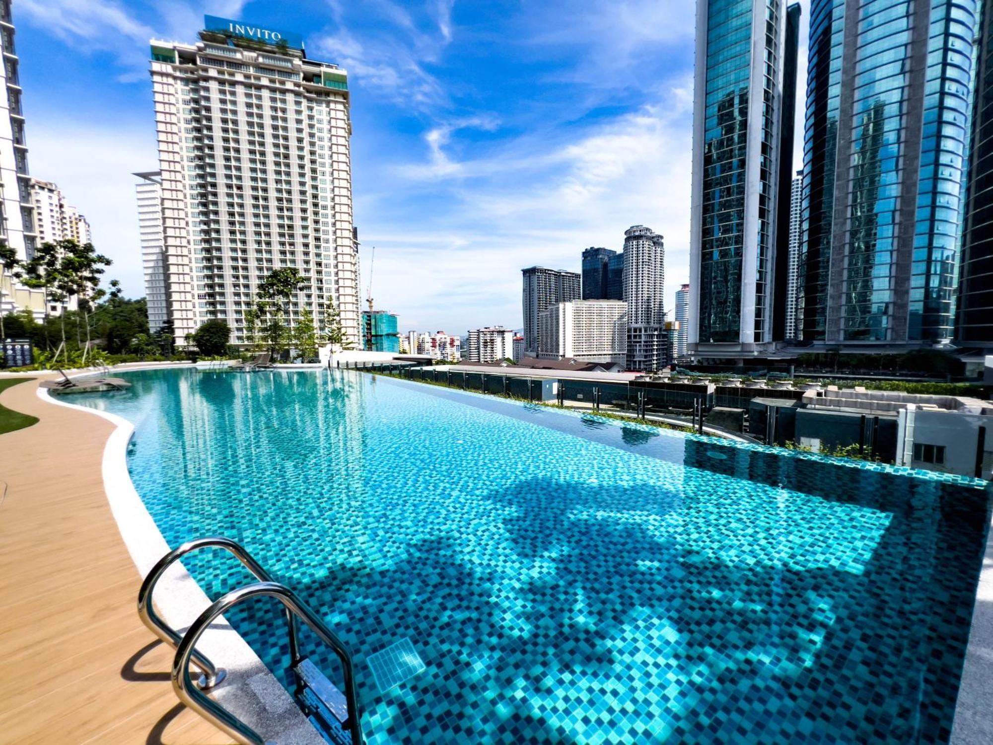 Premier Kl - Bangsar South - King Bed - Work Space - Near Lrt, Ve, Conexxion Pangsapuri *