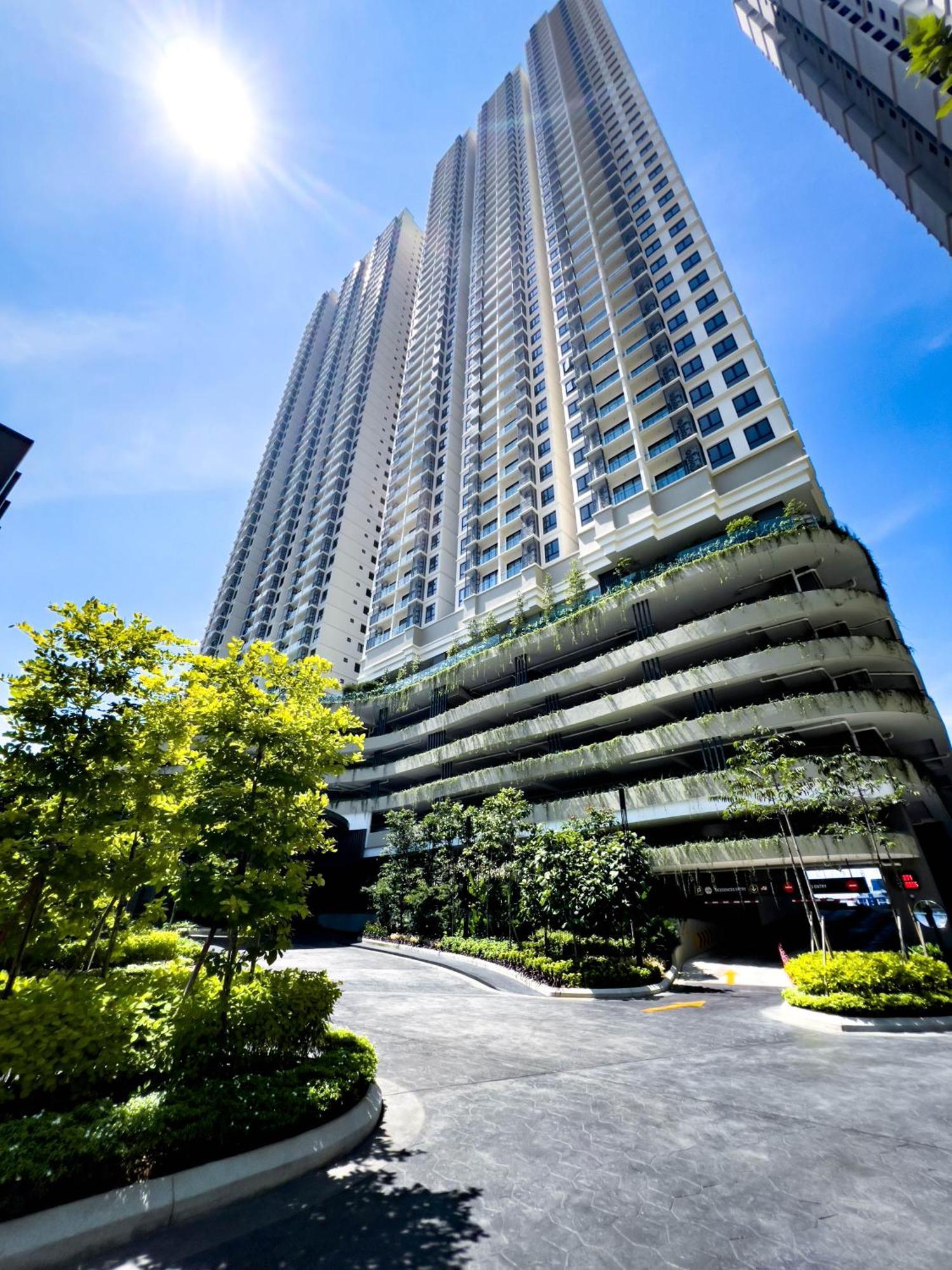 Pangsapuri Premier Kl - Bangsar South - King Bed - Work Space - Near Lrt, Ve, Conexxion *