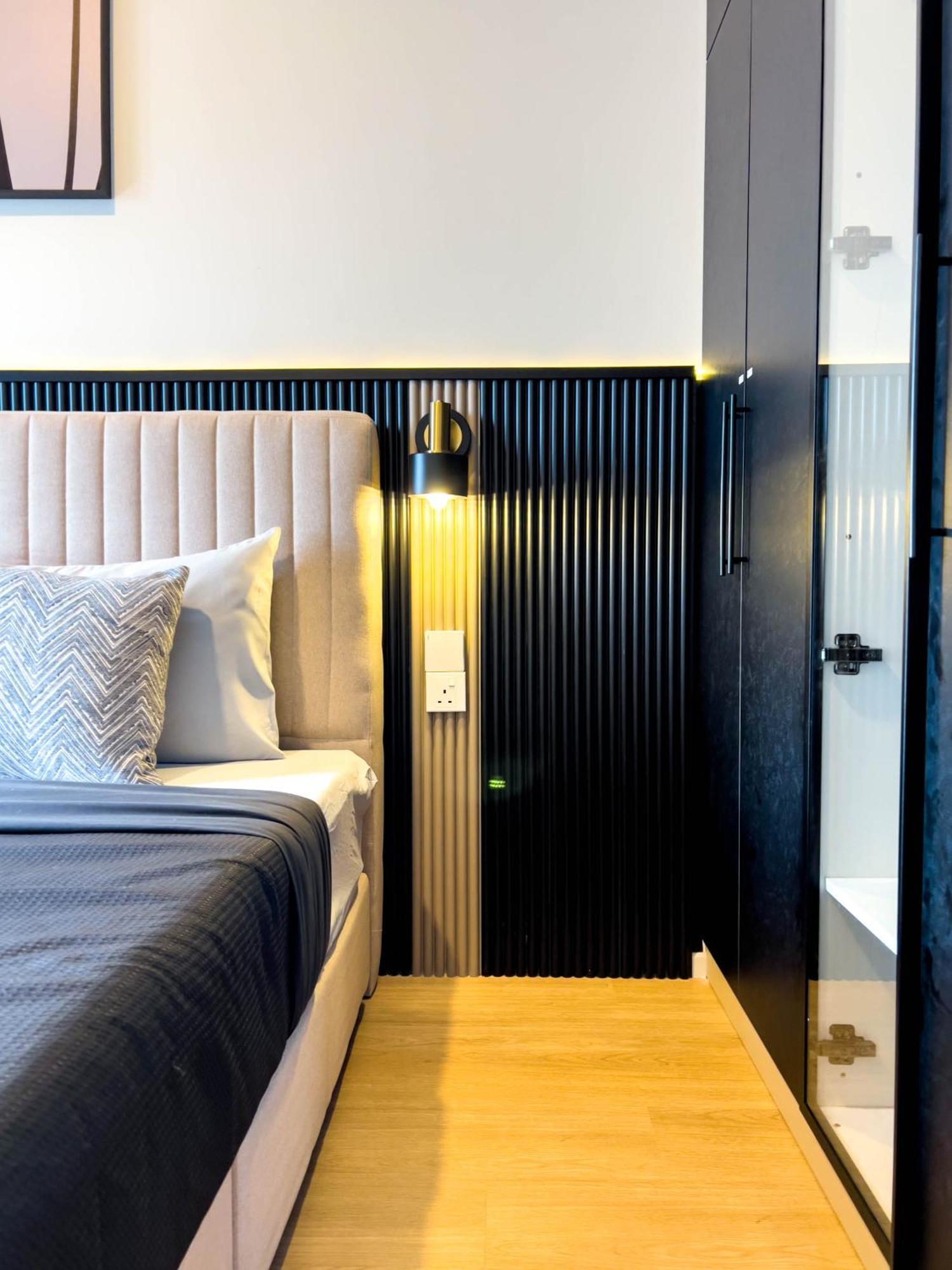 Pangsapuri Premier Kl - Bangsar South - King Bed - Work Space - Near Lrt, Ve, Conexxion *