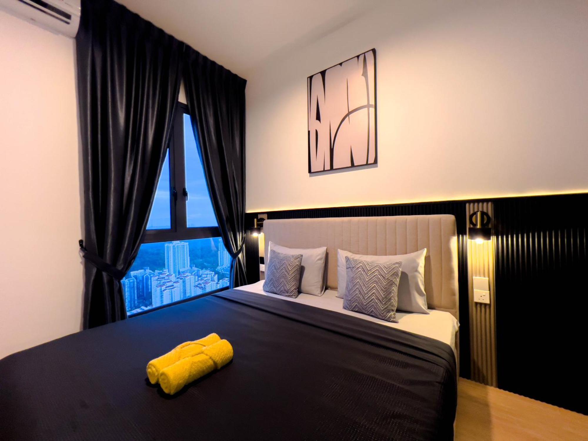 Pangsapuri Premier Kl - Bangsar South - King Bed - Work Space - Near Lrt, Ve, Conexxion